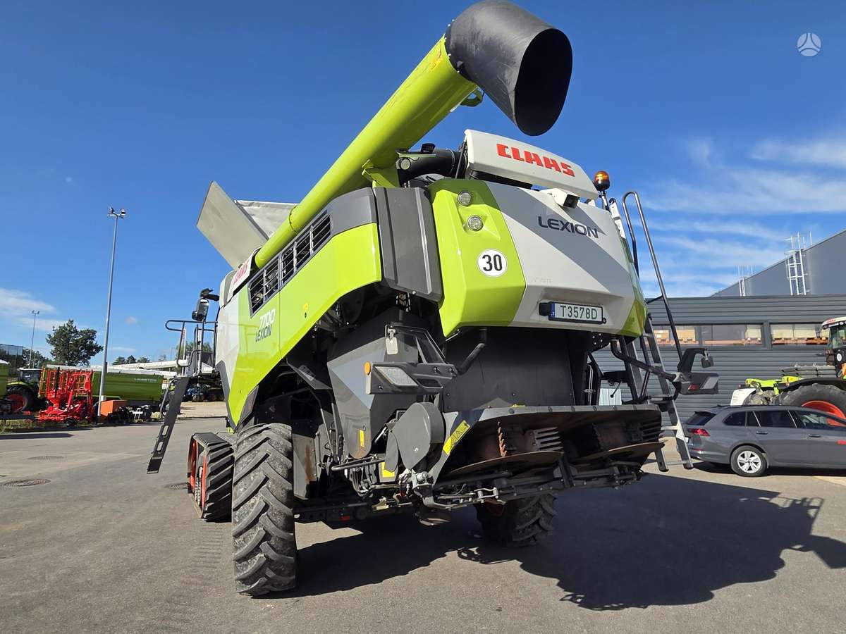 Claas Lexion 7700 TT, kombainai