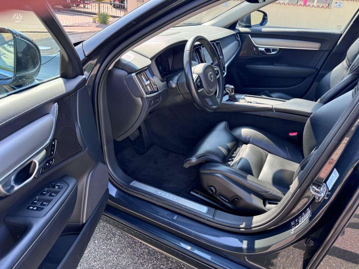 Volvo V90, 2.0 l., Универсал