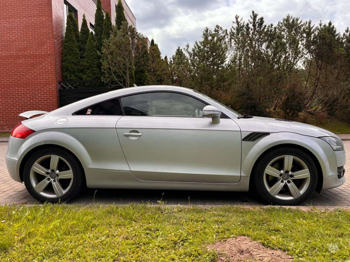 Audi TT, 1.8 l., Купе (coupe)