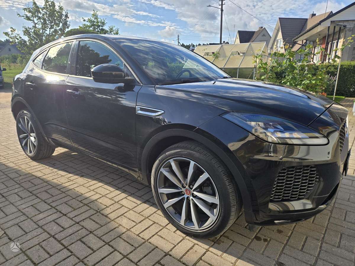 Jaguar E-Pace, 2.0 l., off-road / crossover