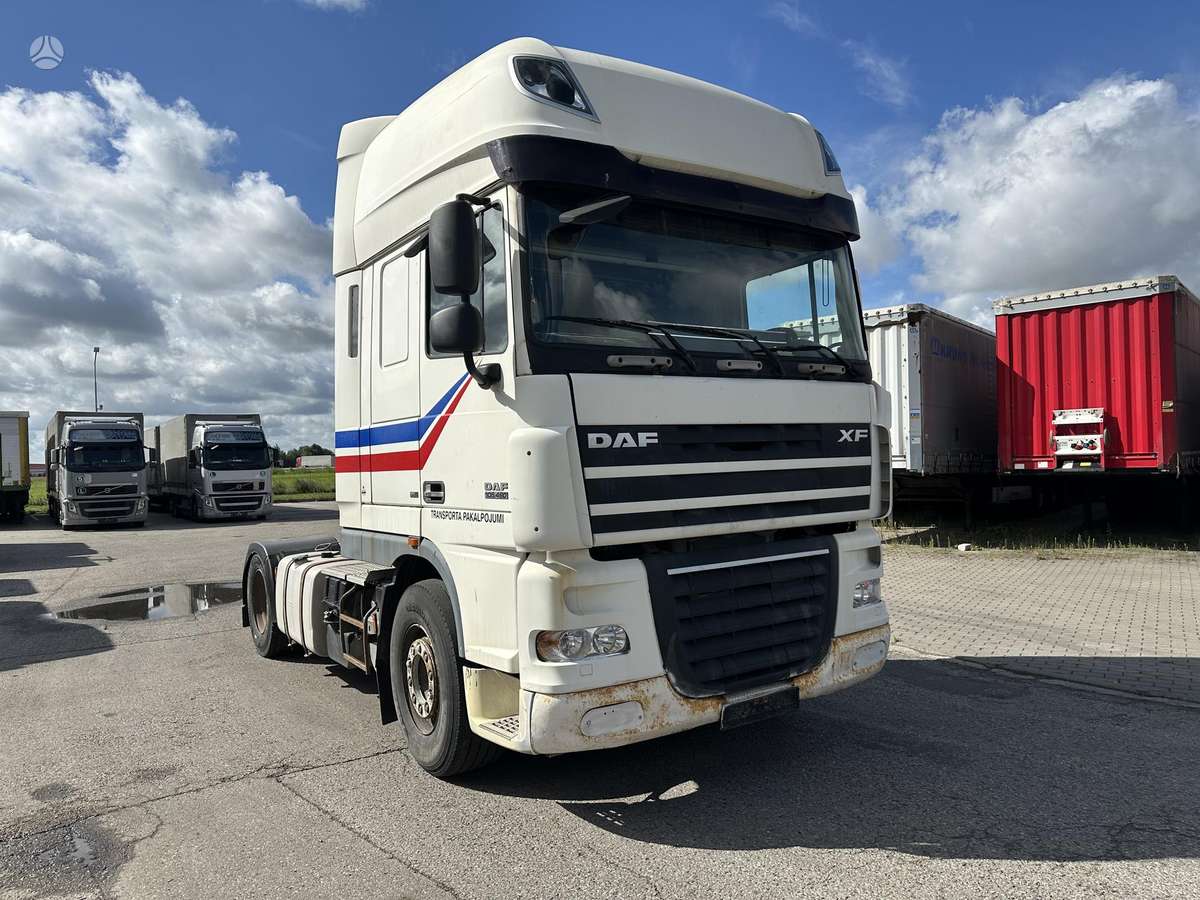 DAF XF 105 460, double sleeper