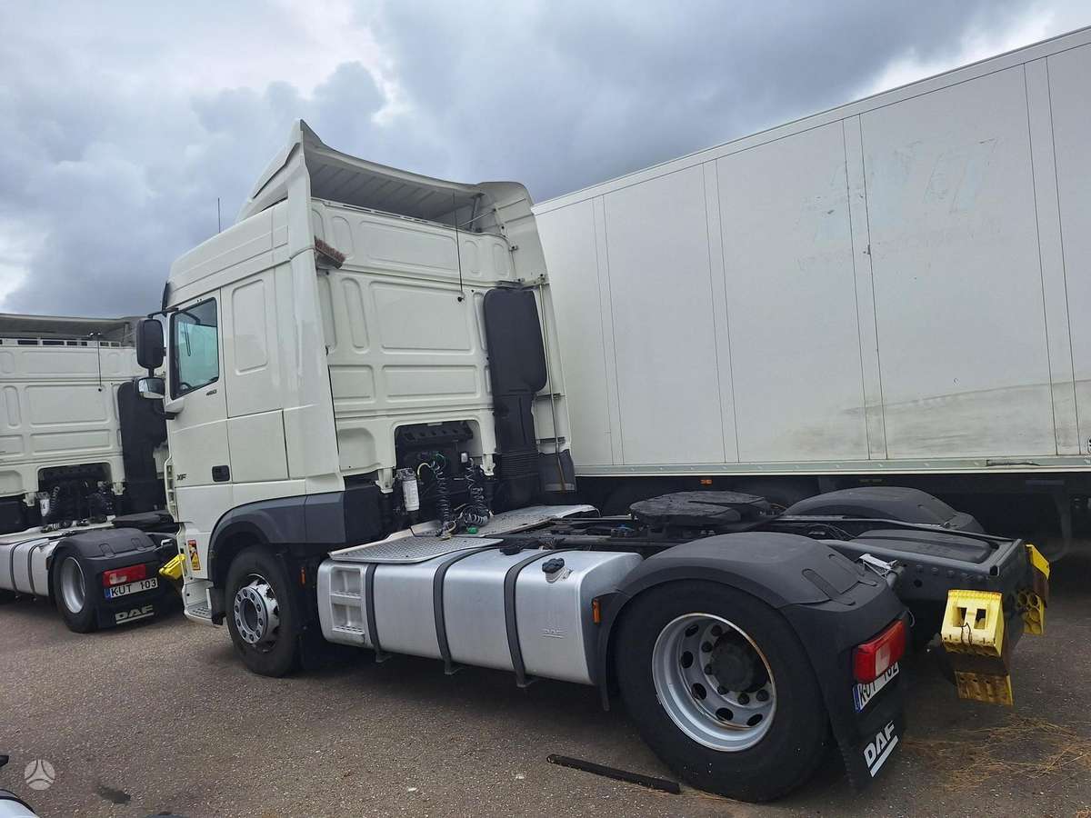 DAF XF480FT, 2 спальных места