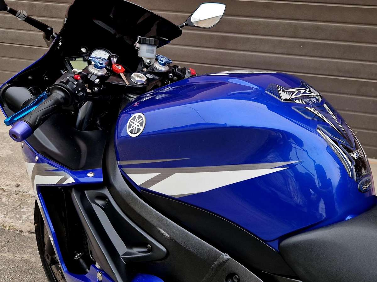 Yamaha R6 600cc, superbikes
