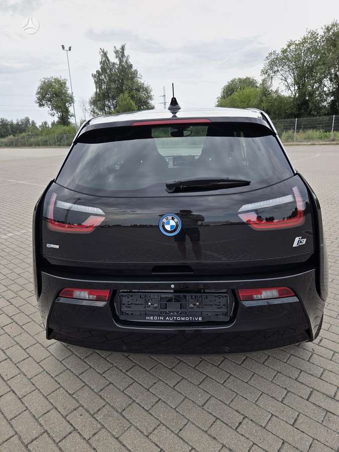 BMW i3, Хэтчбек