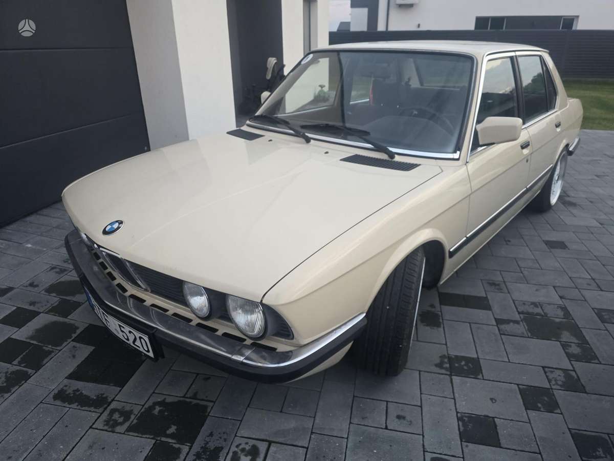BMW 520, 2.0 l., Седан
