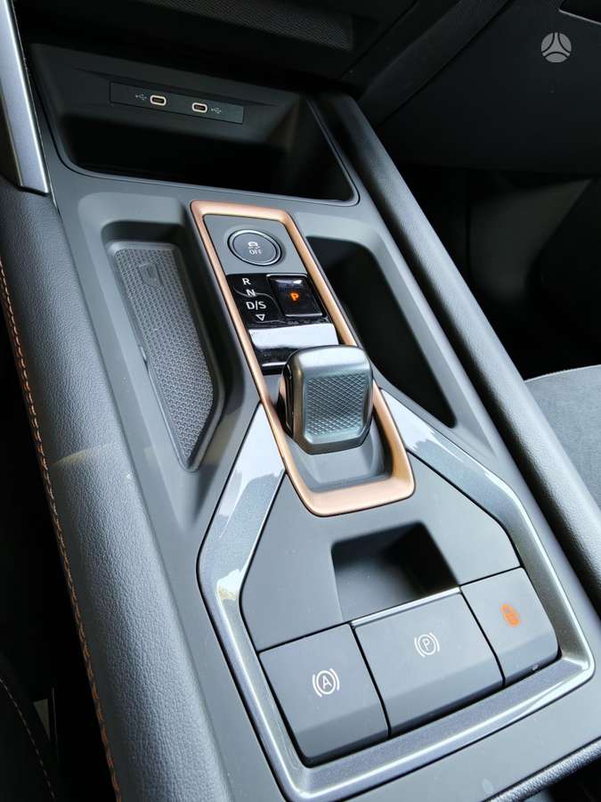 Cupra Formentor, 2.0 l., off-road / crossover