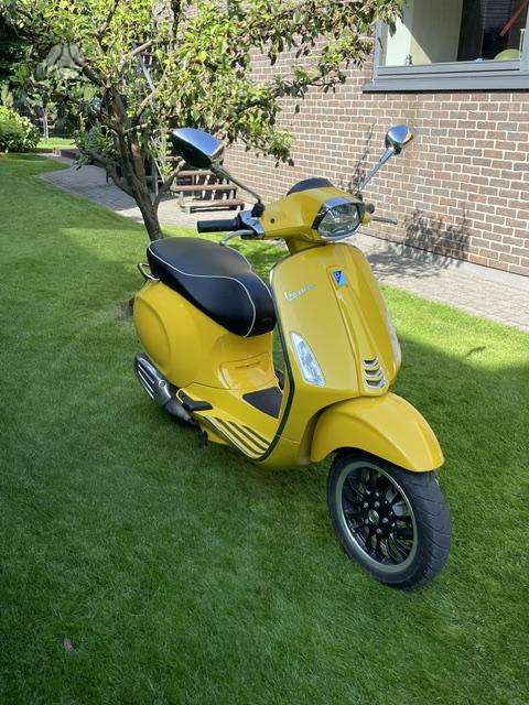 Piaggio Vespa 49cc, scooters / mopeds