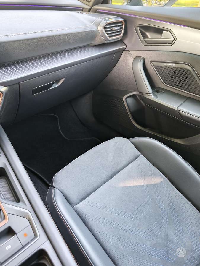 Cupra Formentor, 2.0 l., off-road / crossover