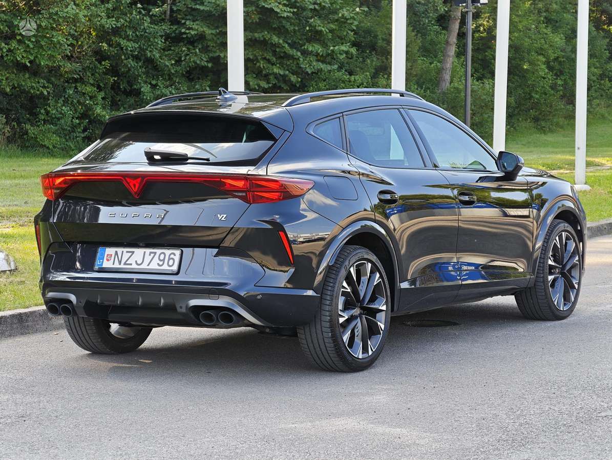 Cupra Formentor, 2.0 l., off-road / crossover