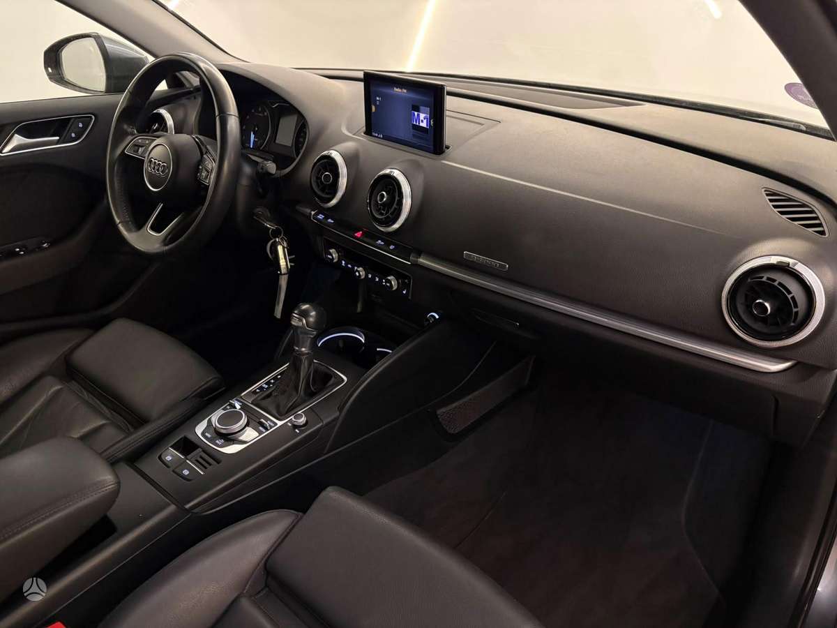 Audi A3, 1.4 l., hatchback