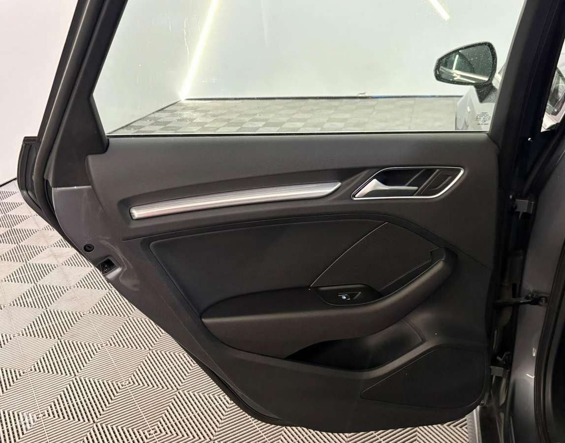 Audi A3, 1.4 l., hatchback