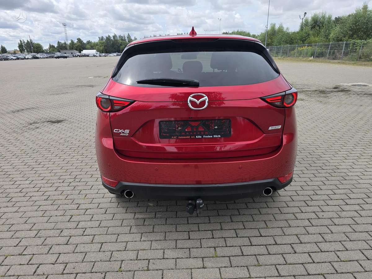 Mazda CX-5, 2.2 l., off-road / crossover