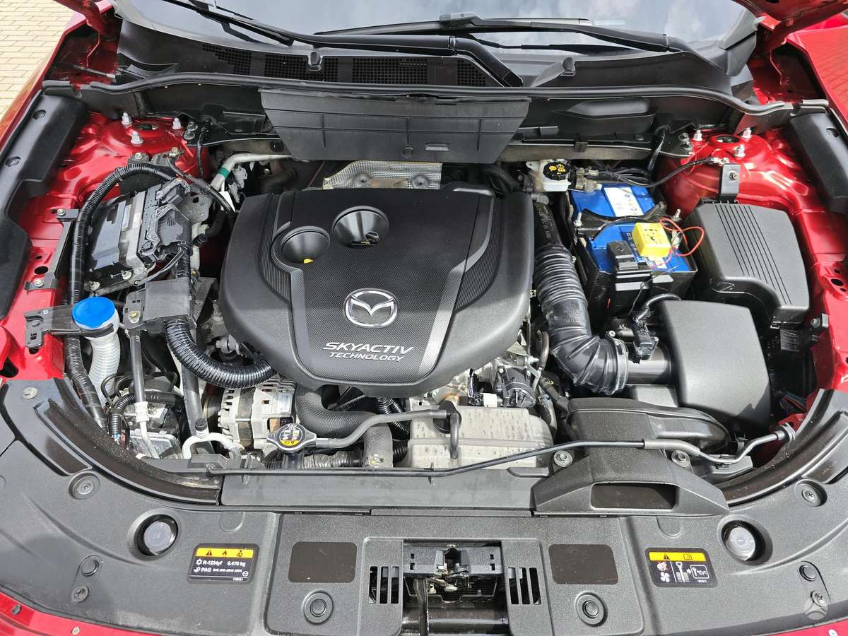 Mazda CX-5, 2.2 l., Внедорожник / Кроссовер
