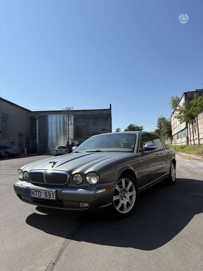 Jaguar XJ, 4.2 l., Седан