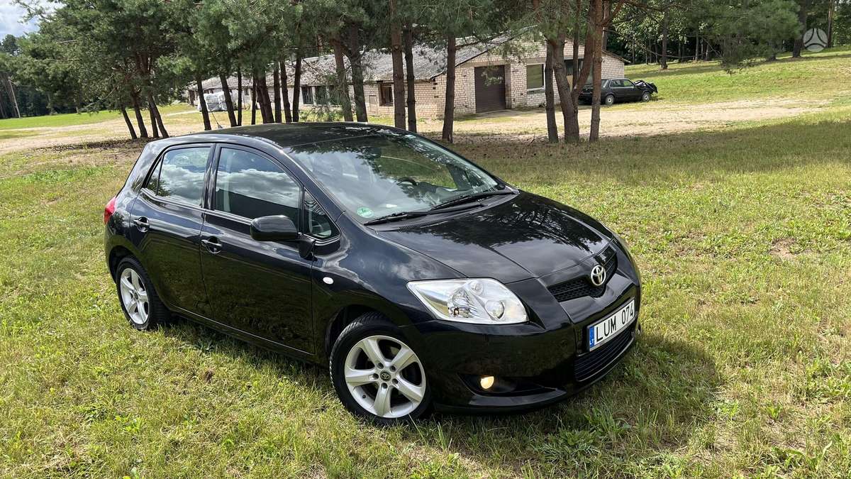 Toyota Auris, 1.6 l., hatchback