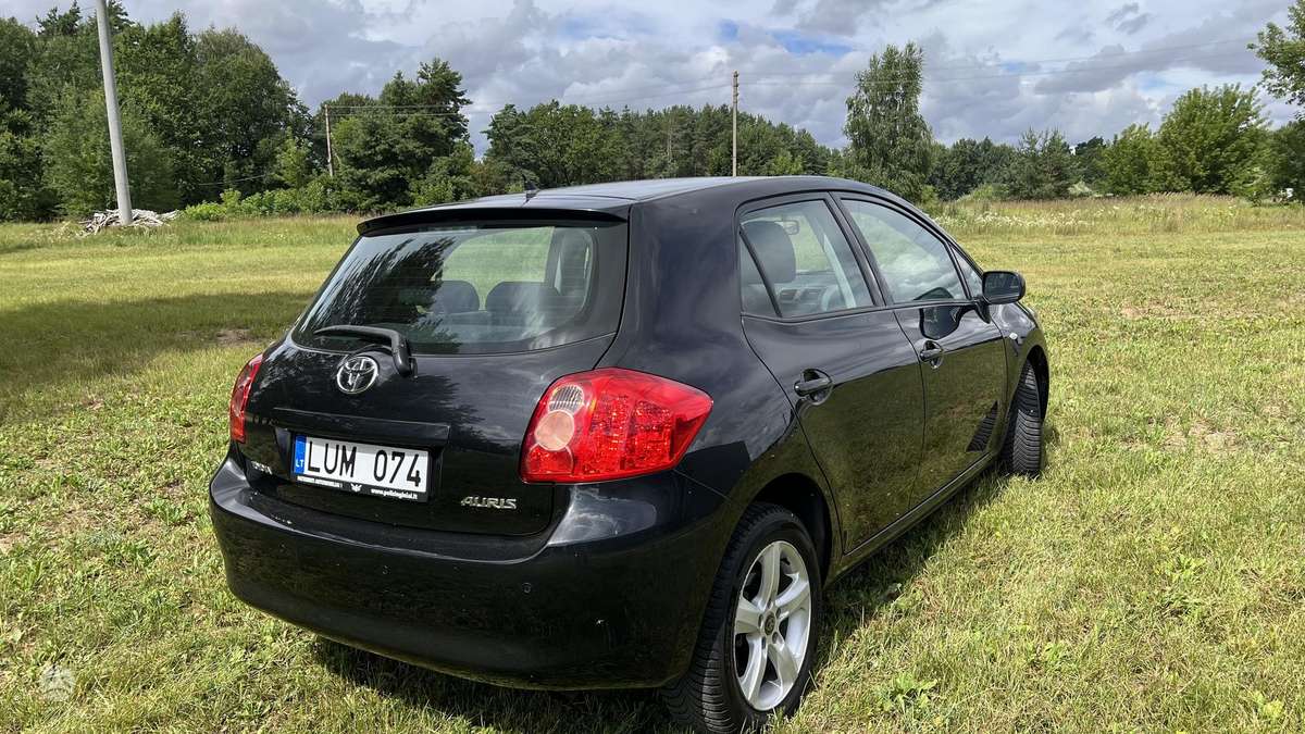 Toyota Auris, 1.6 l., hatchback