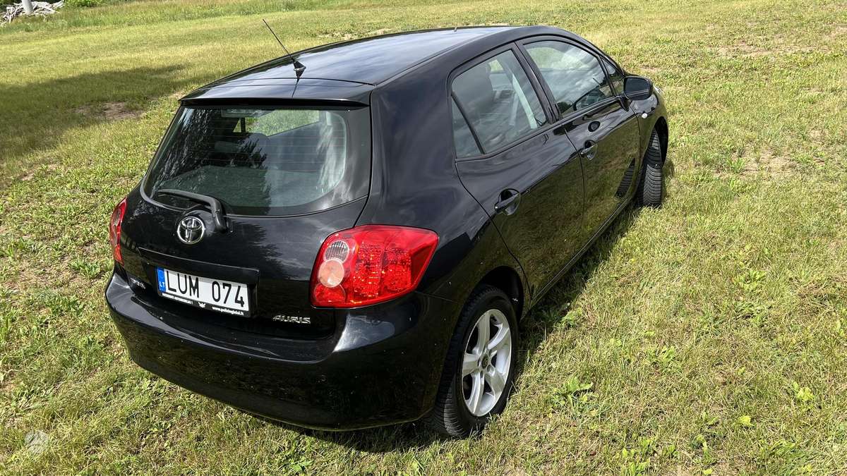 Toyota Auris, 1.6 l., hatchback