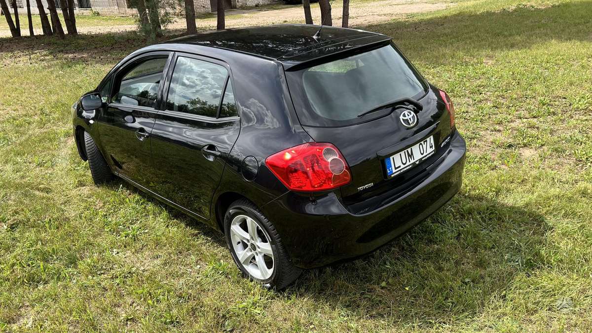 Toyota Auris, 1.6 l., hatchback