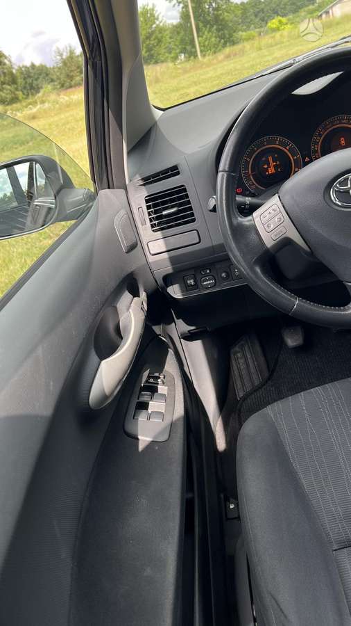 Toyota Auris, 1.6 l., hatchback
