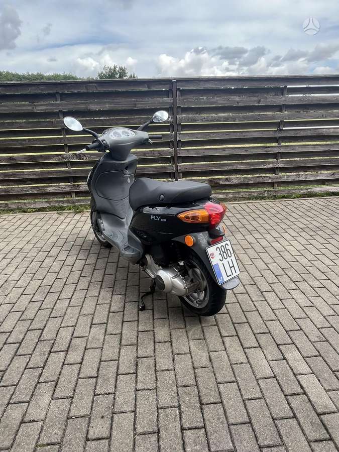 Piaggio Fly 125cc, scooters / mopeds