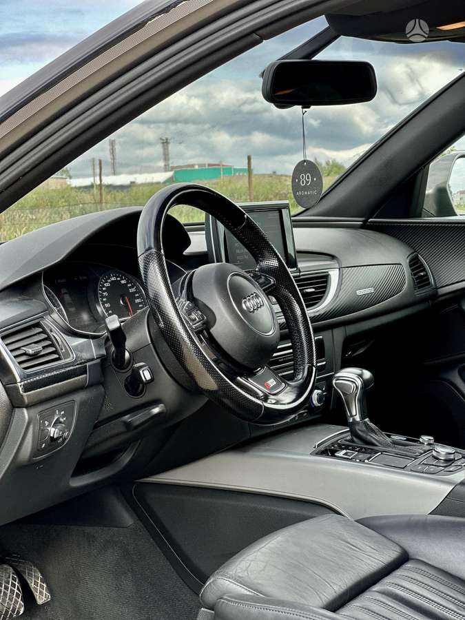 Audi A6, 3.0 l., Седан