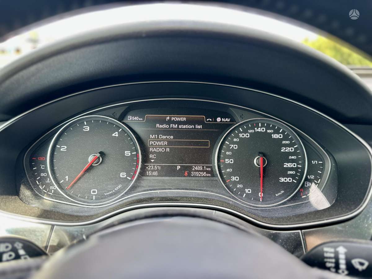Audi A6, 3.0 l., Седан