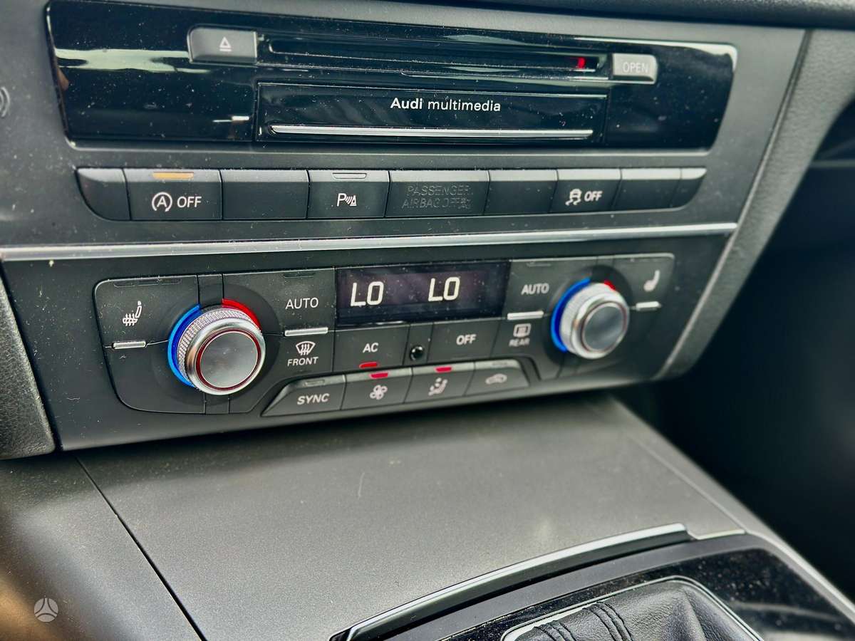 Audi A6, 3.0 l., Седан