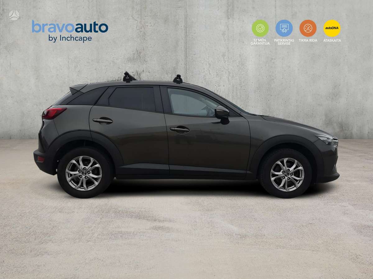Mazda CX-3, 2.0 l., off-road / crossover