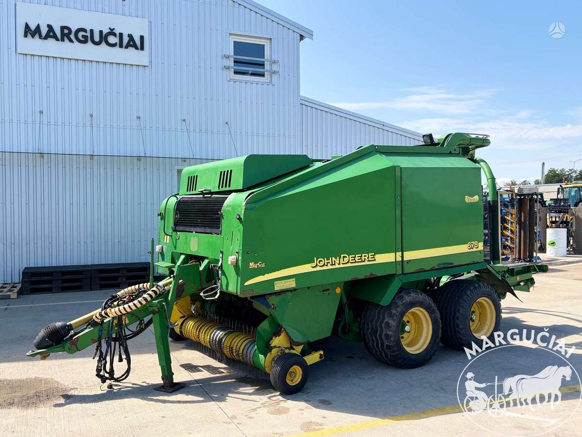 John Deere 678 MaxiCut, presai