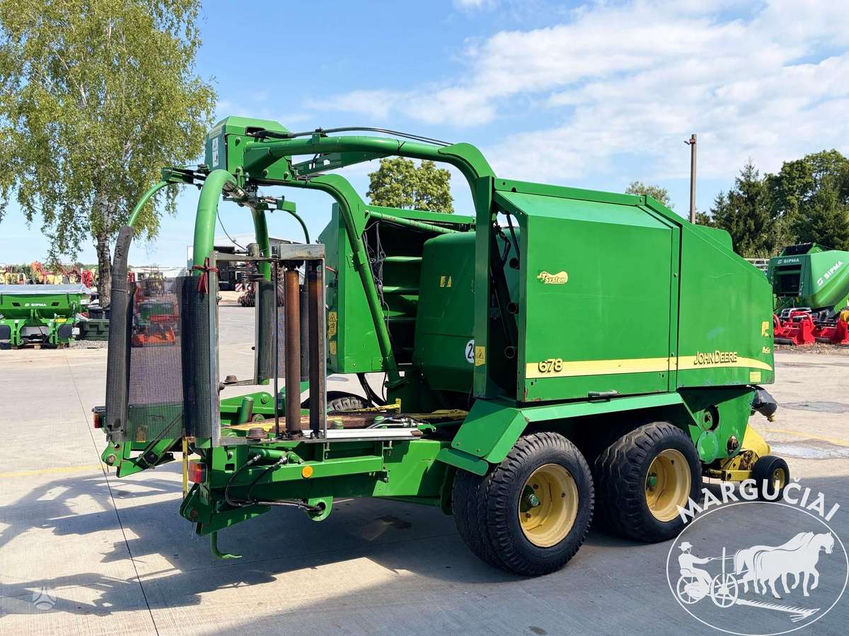 John Deere 678 MaxiCut, presai