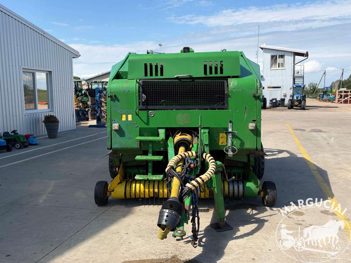John Deere 678 MaxiCut, presai