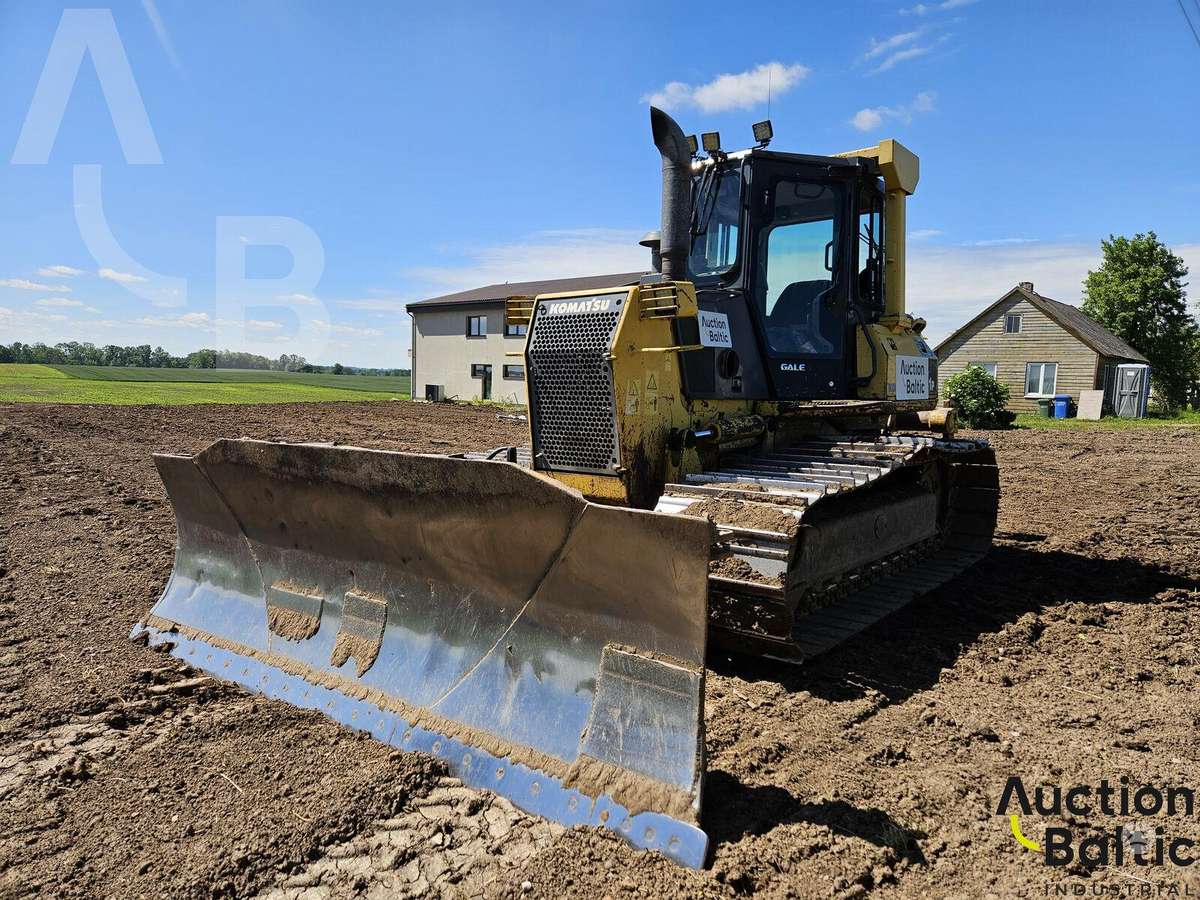 Komatsu D41P-6, бульдозеры