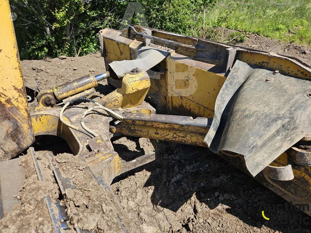 Komatsu D41P-6, бульдозеры