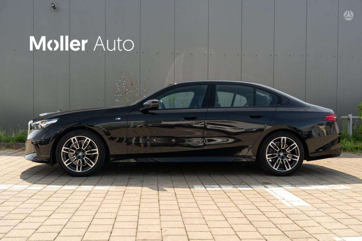 BMW 520, 2.0 l., Седан