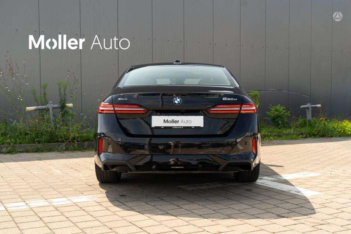 BMW 520, 2.0 l., Седан