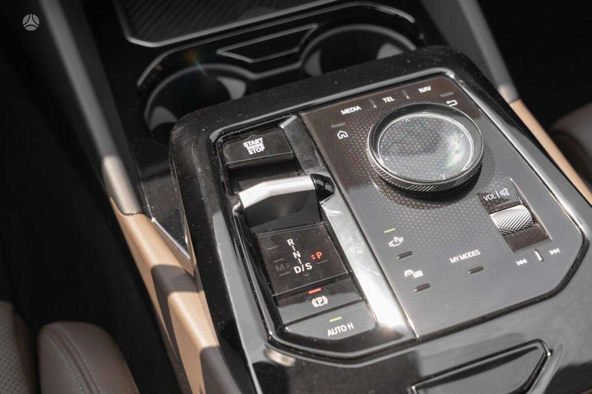 BMW 520, 2.0 l., Седан
