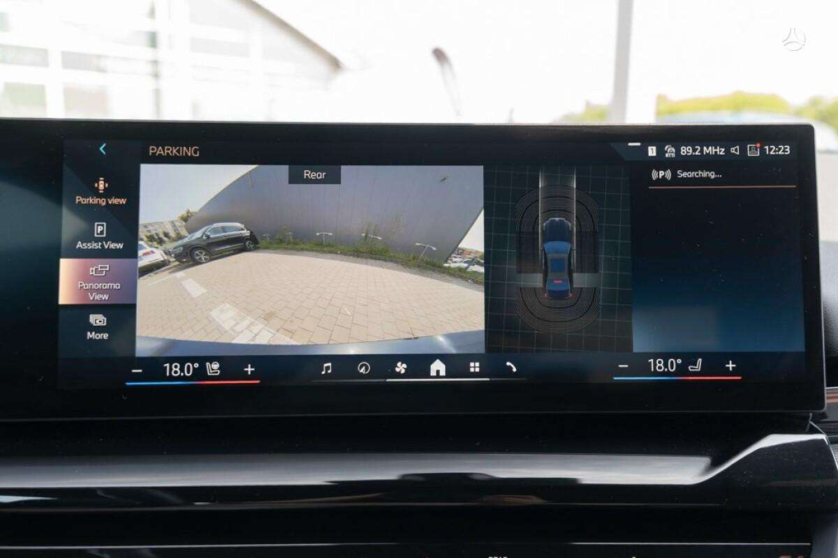 BMW 520, 2.0 l., Седан