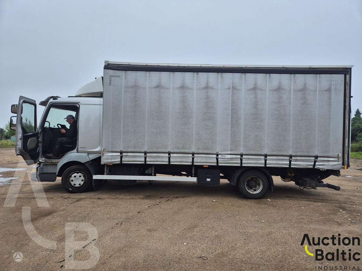 Renault Midlum, бортовые с шторами