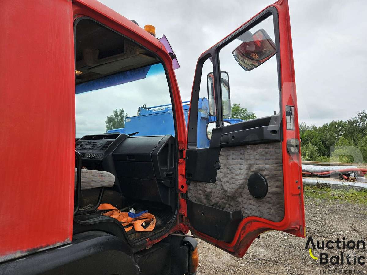 MAN 8.153, auto transporters