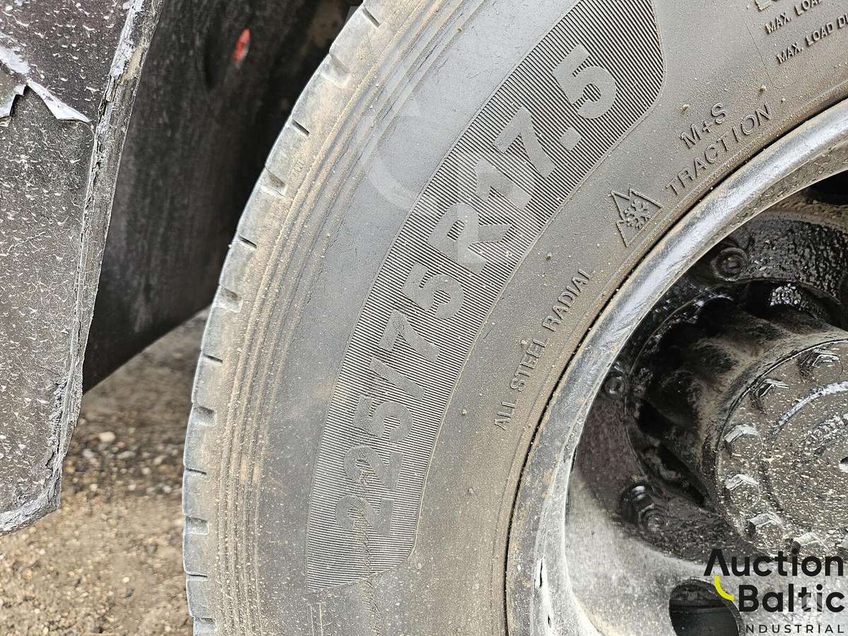 MAN 8.153, auto transporters