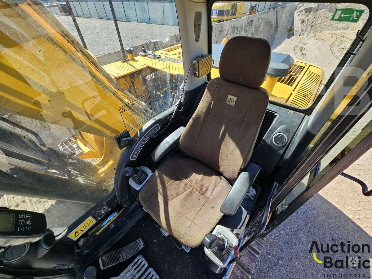 JCB JS 160 LC, ekskavatori