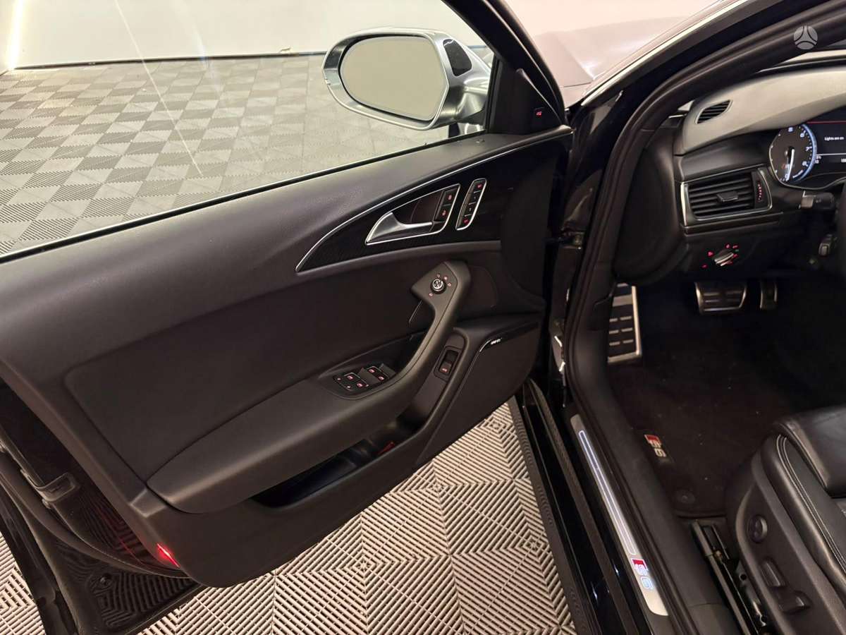 Audi S6, 4.0 l., Седан