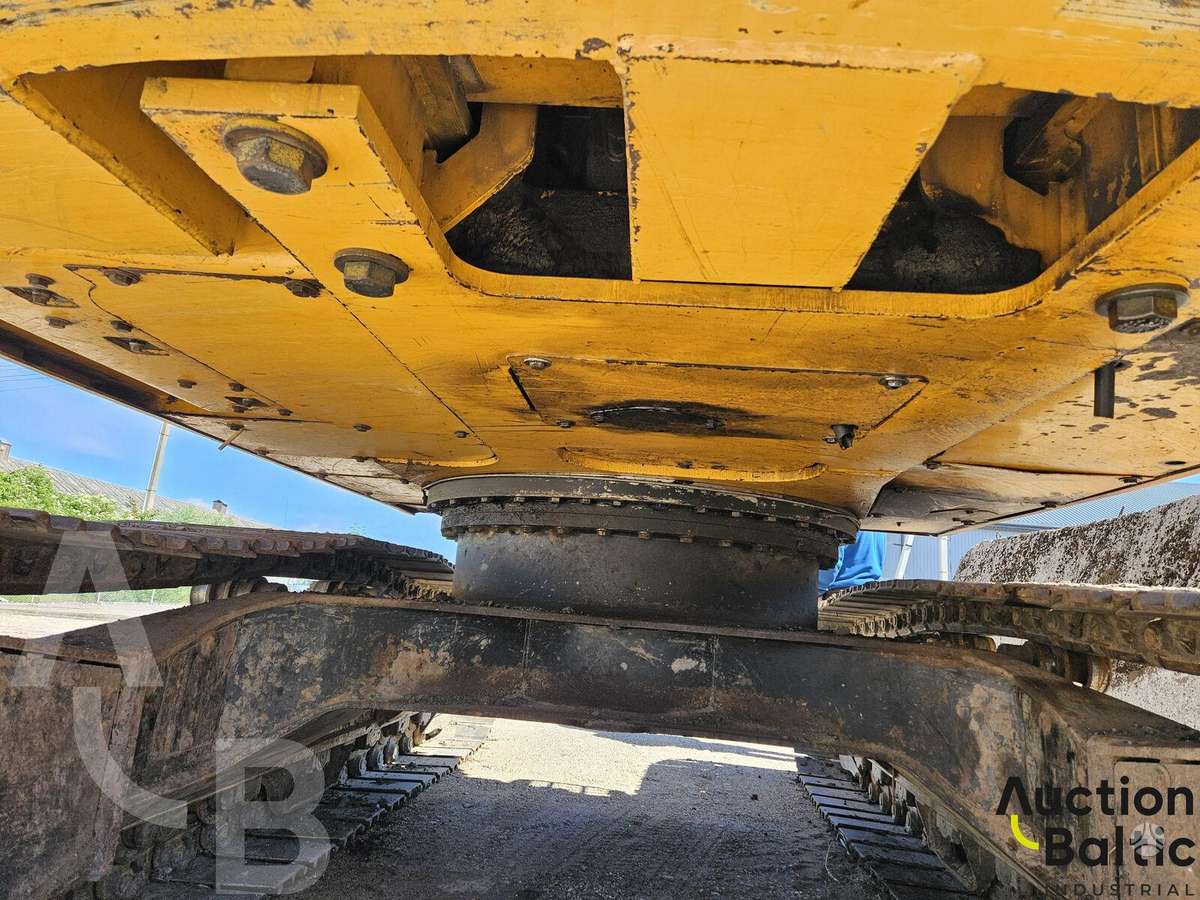 JCB JS 160 LC, ekskavatori