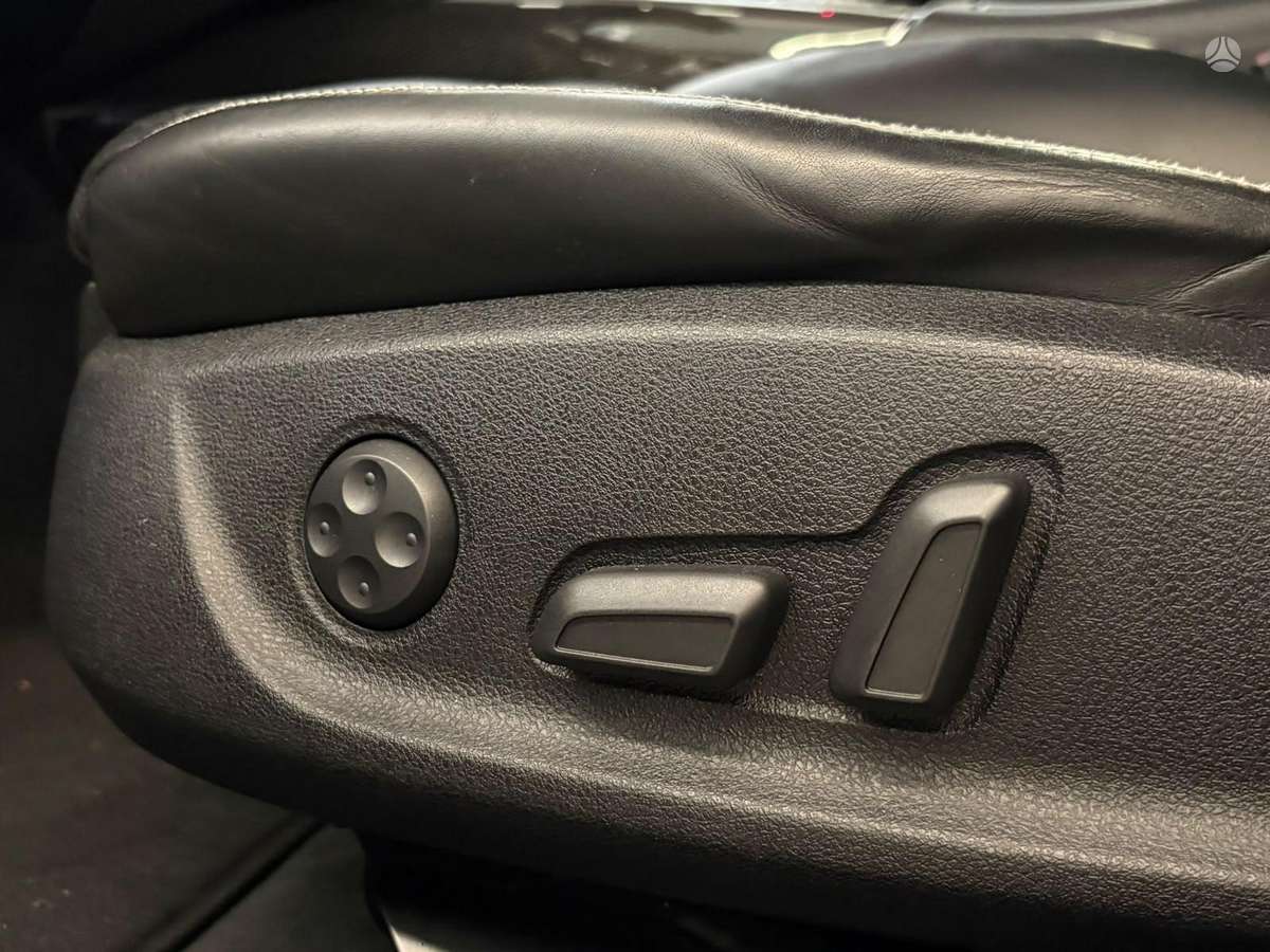 Audi S6, 4.0 l., Седан
