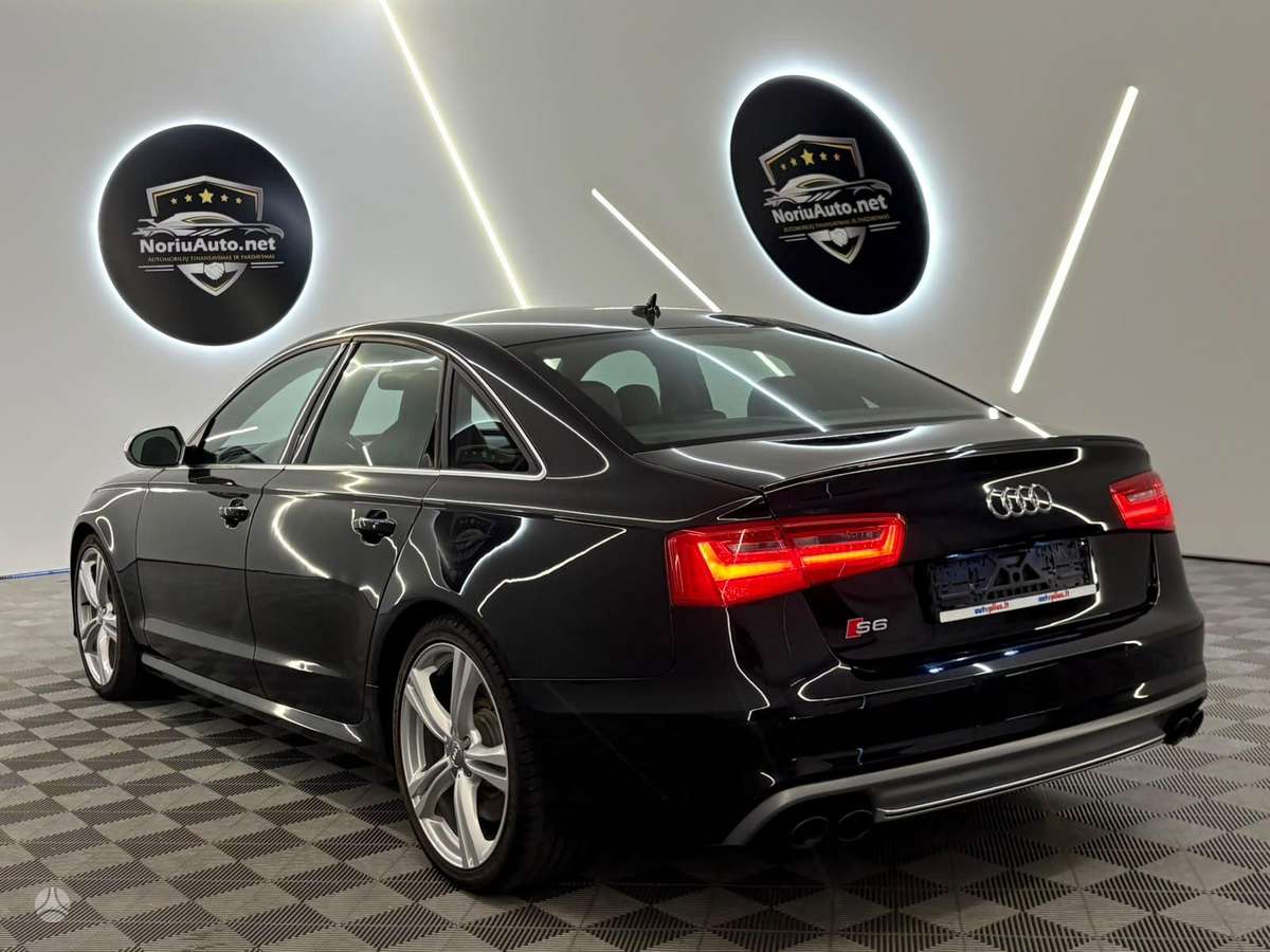 Audi S6, 4.0 l., Седан