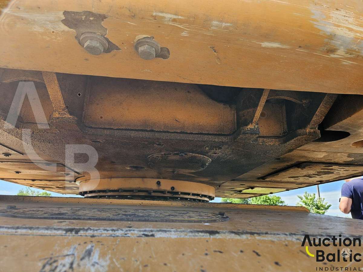 Case WX 165, экскаваторы