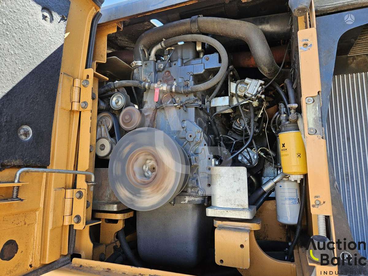 Case WX 165, excavator