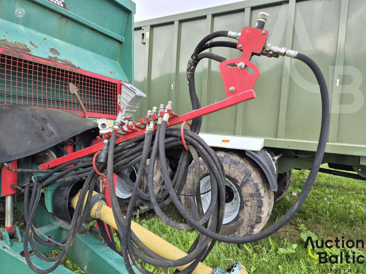 -Kita- T4150, spreaders