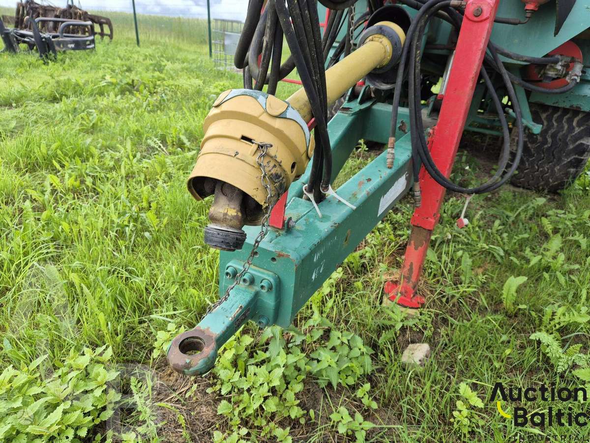 -Kita- T4150, spreaders