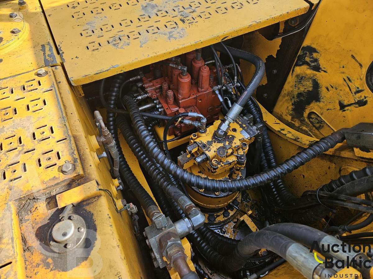 Hyundai Robex 210 LC-7, экскаваторы